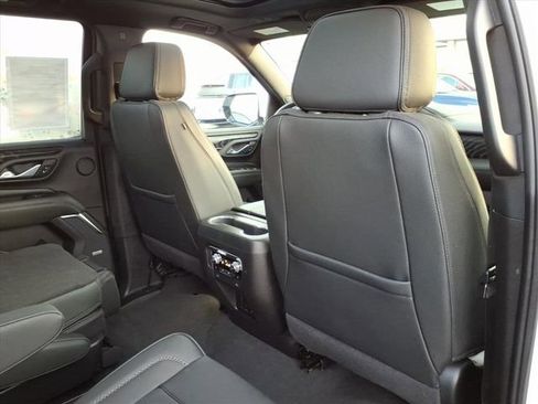 Used 2022 GMC Yukon Denali w/ Max Trailering Package image 23