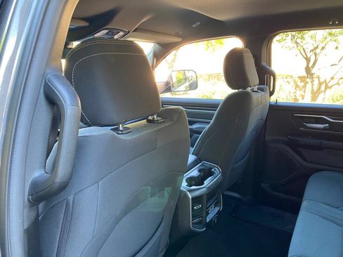 Used 2021 RAM 1500 Big Horn AWD/4WD image 37