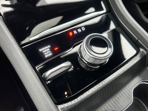 New 2025 Jeep Grand Cherokee Limited w/ Trailer Tow Package image 21