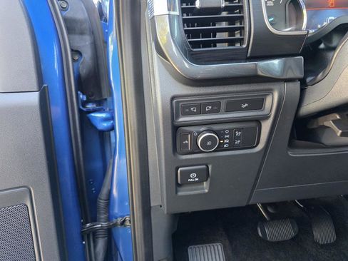 Certified 2022 Ford F150 XLT w/ Equipment Group 302A High image 25