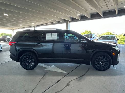 Used 2023 Chevrolet Traverse RS FWD image 6