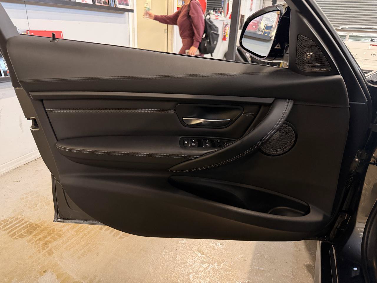 Used 2018 BMW M3 RWD image 19