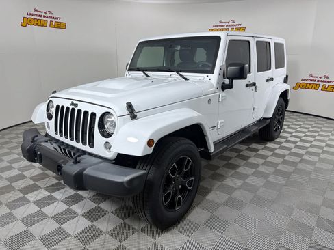 Used 2018 Jeep Wrangler Unlimited Sahara AWD/4WD image 1