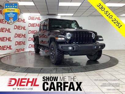 Used 2023 Jeep Gladiator Sport