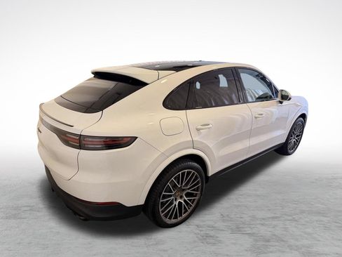 Used 2023 Porsche Cayenne Platinum Edition AWD/4WD image 9