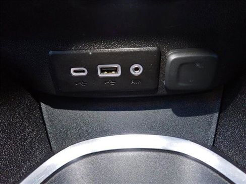 Used 2019 Chevrolet Malibu LT image 17