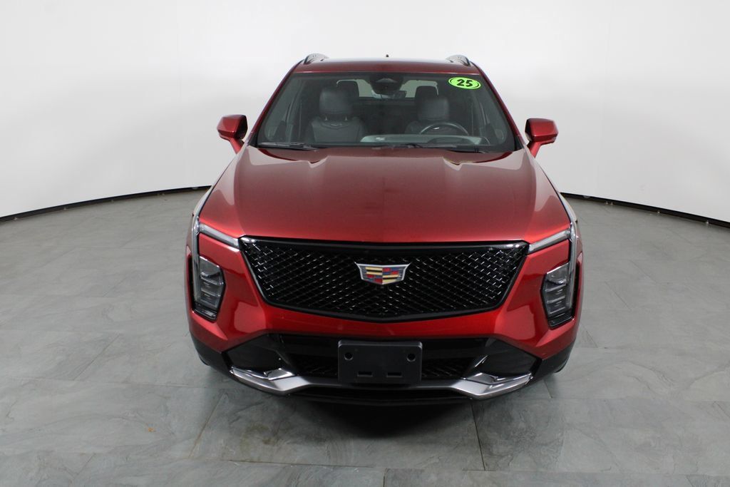 Used 2025 Cadillac XT4 Sport FWD image 11