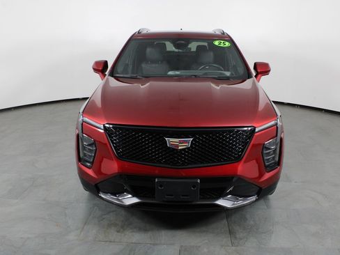 Used 2025 Cadillac XT4 Sport FWD image 11