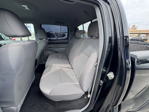 Used 2015 Toyota Tacoma 4x4 Double Cab image 26