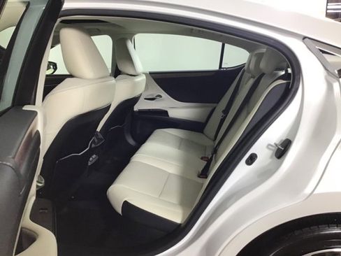 Used 2023 Lexus ES 300h w/ Premium Package image 18