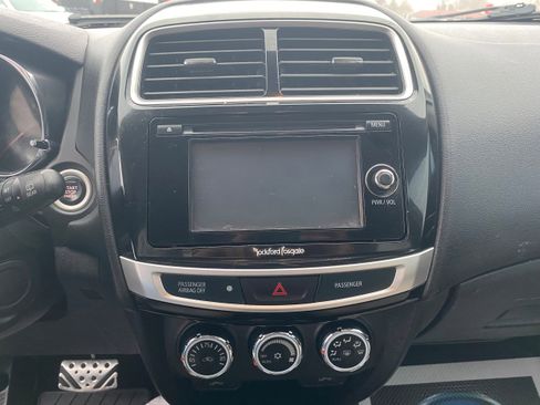 Used 2015 Mitsubishi Outlander Sport GT image 13