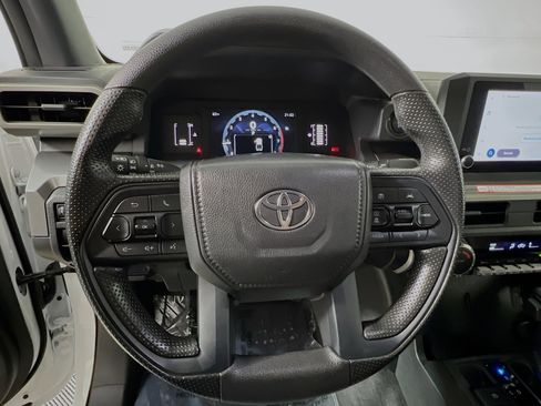 Used 2024 Toyota Tacoma SR5 image 18