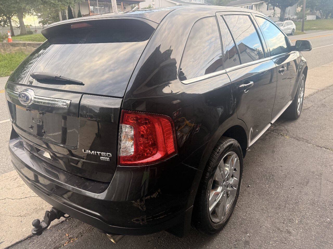 Used 2013 Ford Edge Limited AWD/4WD image 5