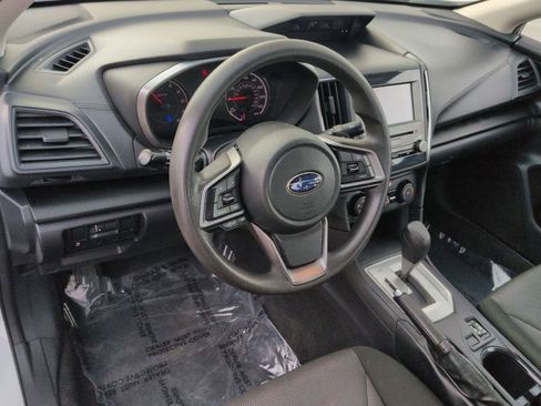 Used 2019 Subaru Impreza 2.0i Premium image 10