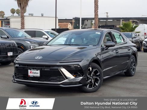 New 2025 Hyundai Sonata SEL image 1