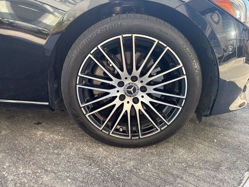 Used 2024 Mercedes-Benz C 300 C 300 image 12