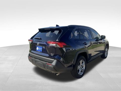 Used 2025 Toyota RAV4 XLE AWD/4WD image 10