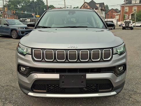 Used 2022 Jeep Compass Limited AWD/4WD image 2