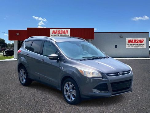 Used 2014 Ford Escape Titanium FWD image 3