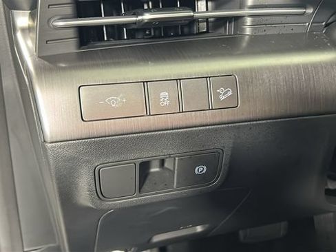 Certified 2025 Hyundai Kona SEL FWD image 19