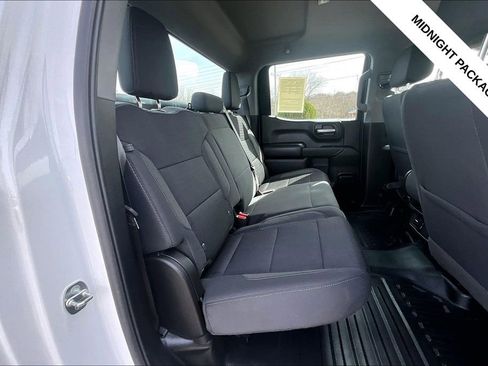 Used 2024 Chevrolet Silverado 1500 W/T w/ Z71 Off-Road Package AWD/4WD image 26
