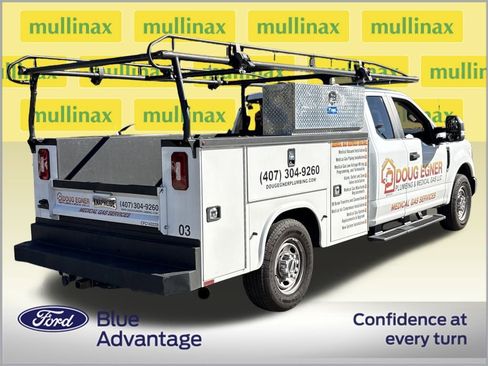 Used 2022 Ford F250 XL w/ Power Equipment Group image 4