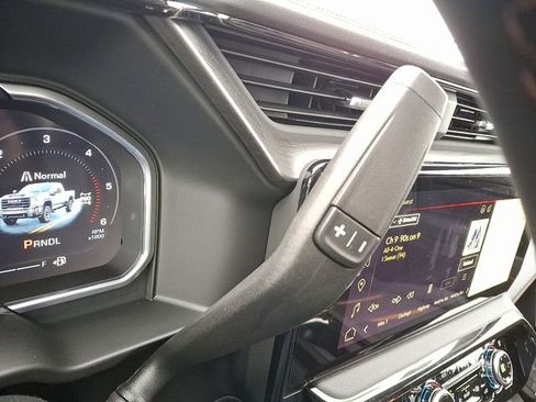 New 2026 GMC Sierra 2500 AT4 w/ AT4 Premium Plus Package image 16