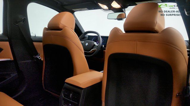Used 2025 BMW 330i Sedan RWD image 40