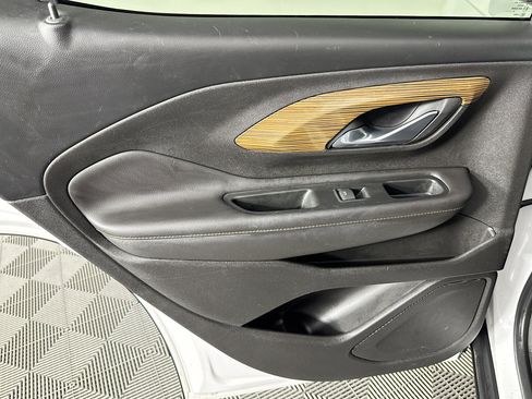 Used 2019 GMC Terrain SLE image 25