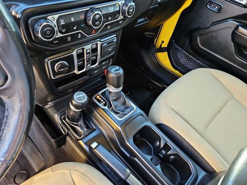 Used 2019 Jeep Wrangler Unlimited Sport S image 20