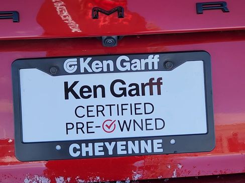 Used 2025 Toyota Camry SE image 21