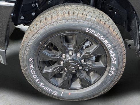New 2024 RAM 2500 Limited image 9