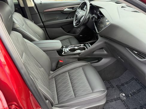Used 2023 Buick Envision Avenir FWD image 21