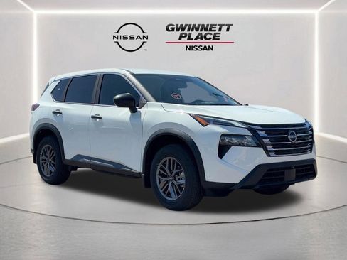 New 2025 Nissan Rogue S image 7