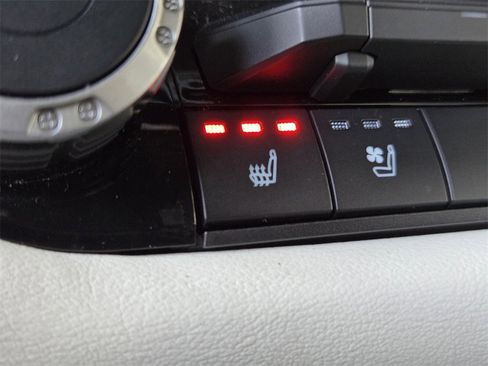 Used 2024 Toyota Tundra Capstone image 27