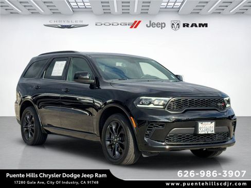 Certified 2025 Dodge Durango GT w/ Blacktop Package AWD/4WD image 1