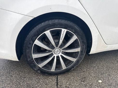 Used 2017 Kia Forte LX FWD image 7