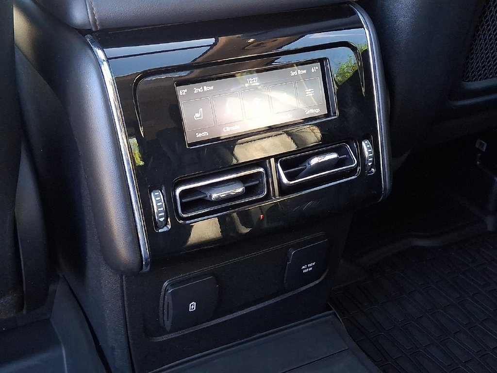 Used 2023 Lincoln Aviator Grand Touring w/ Elements Package Plus AWD/4WD image 11