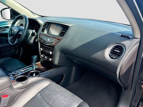 Used 2015 Nissan Pathfinder SL w/ SL Tech Package FWD image 37