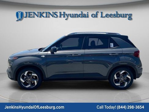 New 2026 Hyundai Venue SEL image 9