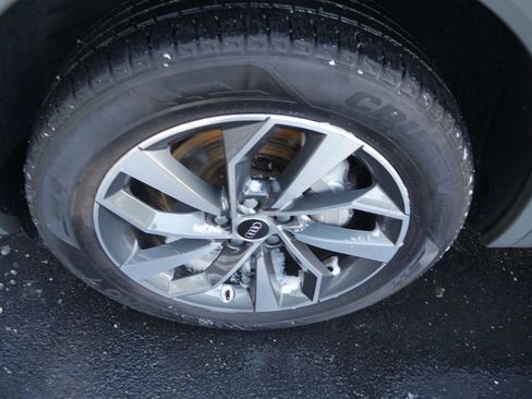 Certified 2023 Audi Q5 2.0T Premium Plus w/ Premium Plus Package image 12