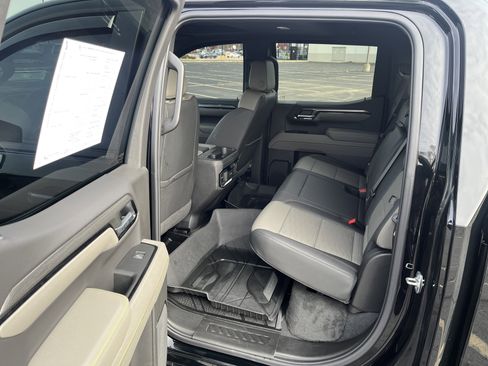 Used 2025 Chevrolet Silverado 1500 ZR2 w/ Technology Package image 15