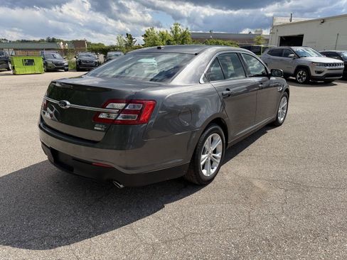 Used 2015 Ford Taurus SEL AWD/4WD image 7