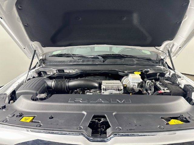Used 2024 RAM 1500 Big Horn AWD/4WD image 32
