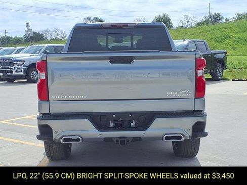 New 2026 Chevrolet Silverado 1500 High Country AWD/4WD image 4