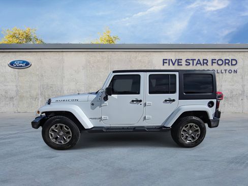 Used 2017 Jeep Wrangler Unlimited Rubicon w/ Connectivity Group image 5