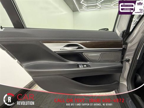 Used 2020 BMW 740i RWD image 33