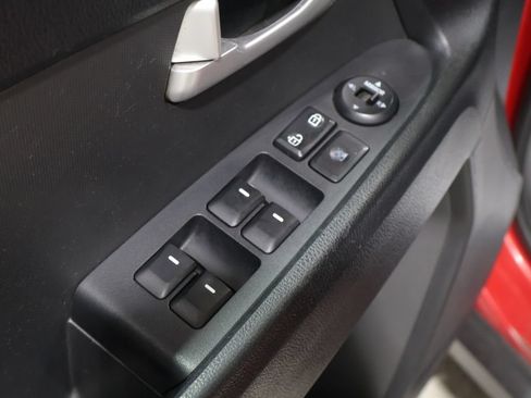 Used 2011 Kia Sportage LX AWD/4WD image 14