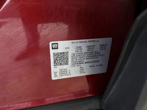 Certified 2022 GMC Acadia SLE w/ Driver Convenience Package image 33