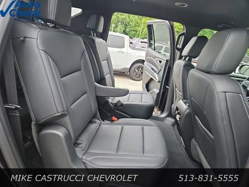 Used 2026 Chevrolet Traverse LT AWD/4WD image 30